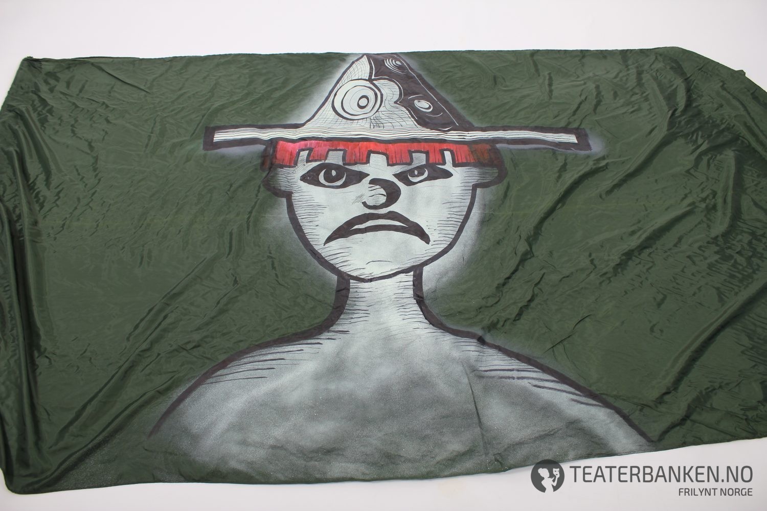 Flagg med sur figur - Bilde 2