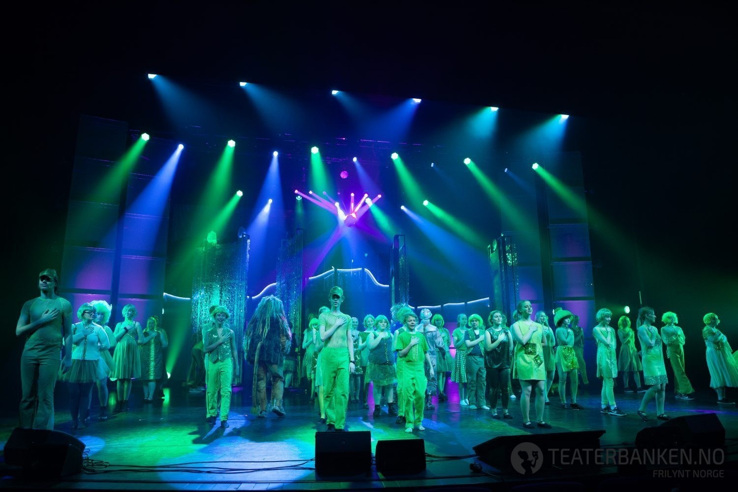 Emerald City - beboere - Bilde 4